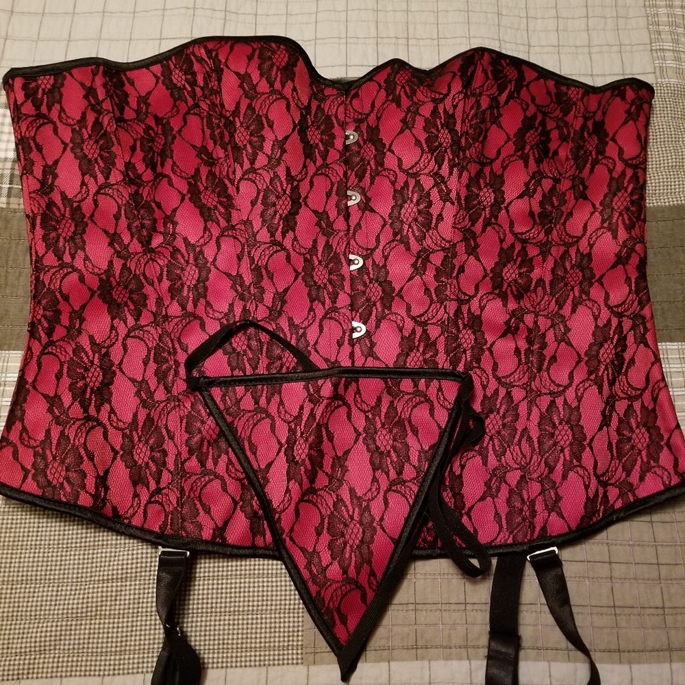 Hips and Curves plus size corset